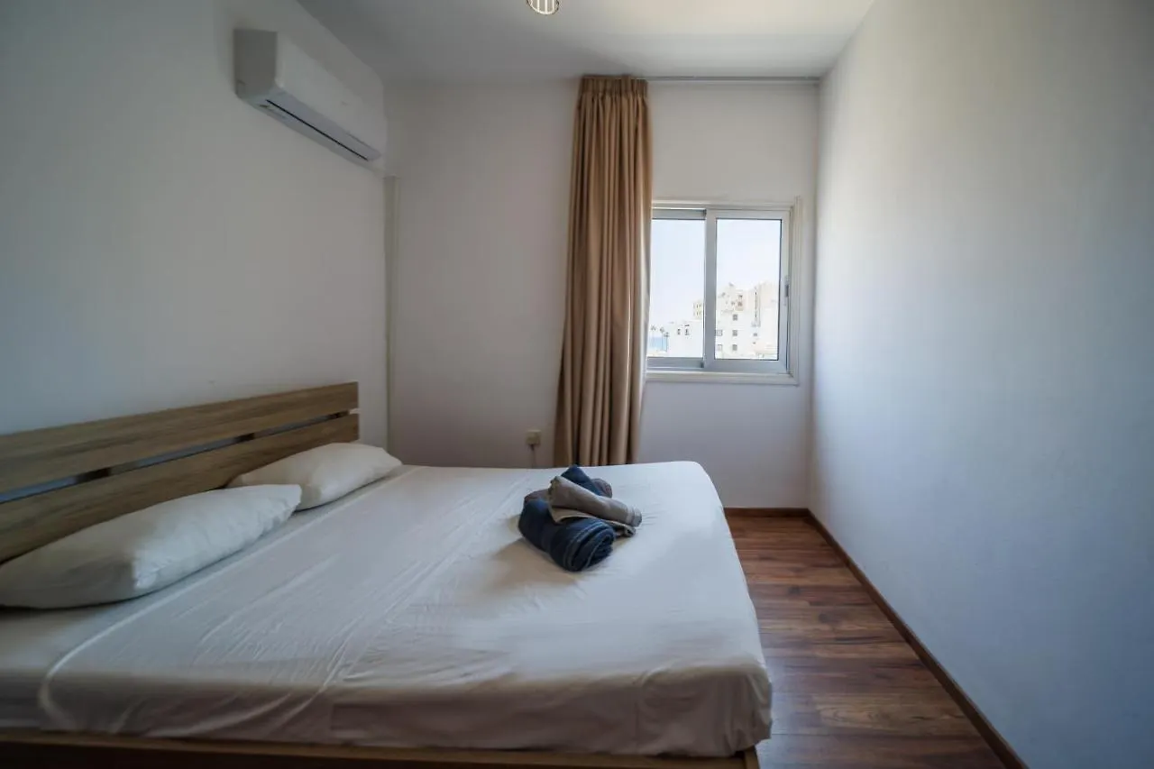 Sea View City Centre 3Bed Apartment Larnaca
