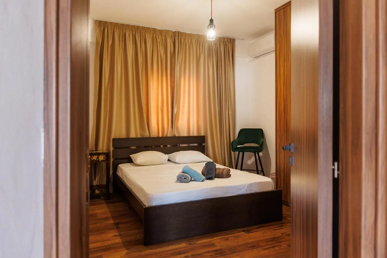 Sea View City Centre 3Bed Apartment Larnaca